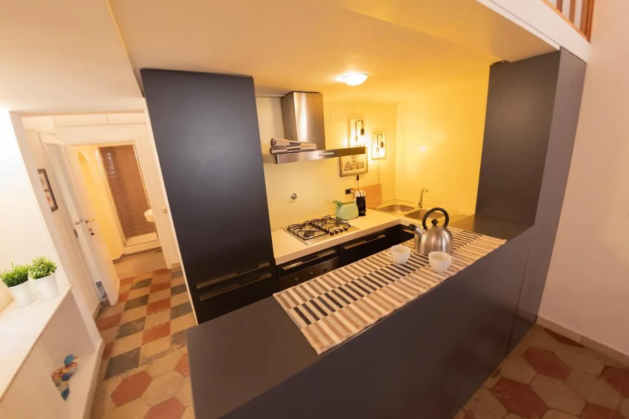 The Best Rent - Piazza Di Firenze Apartment Roma